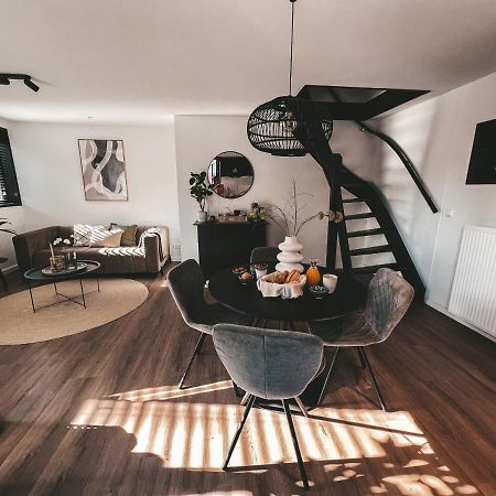 Het Amsterdamse Raadhuisje Villa Landsmeer Buitenkant foto