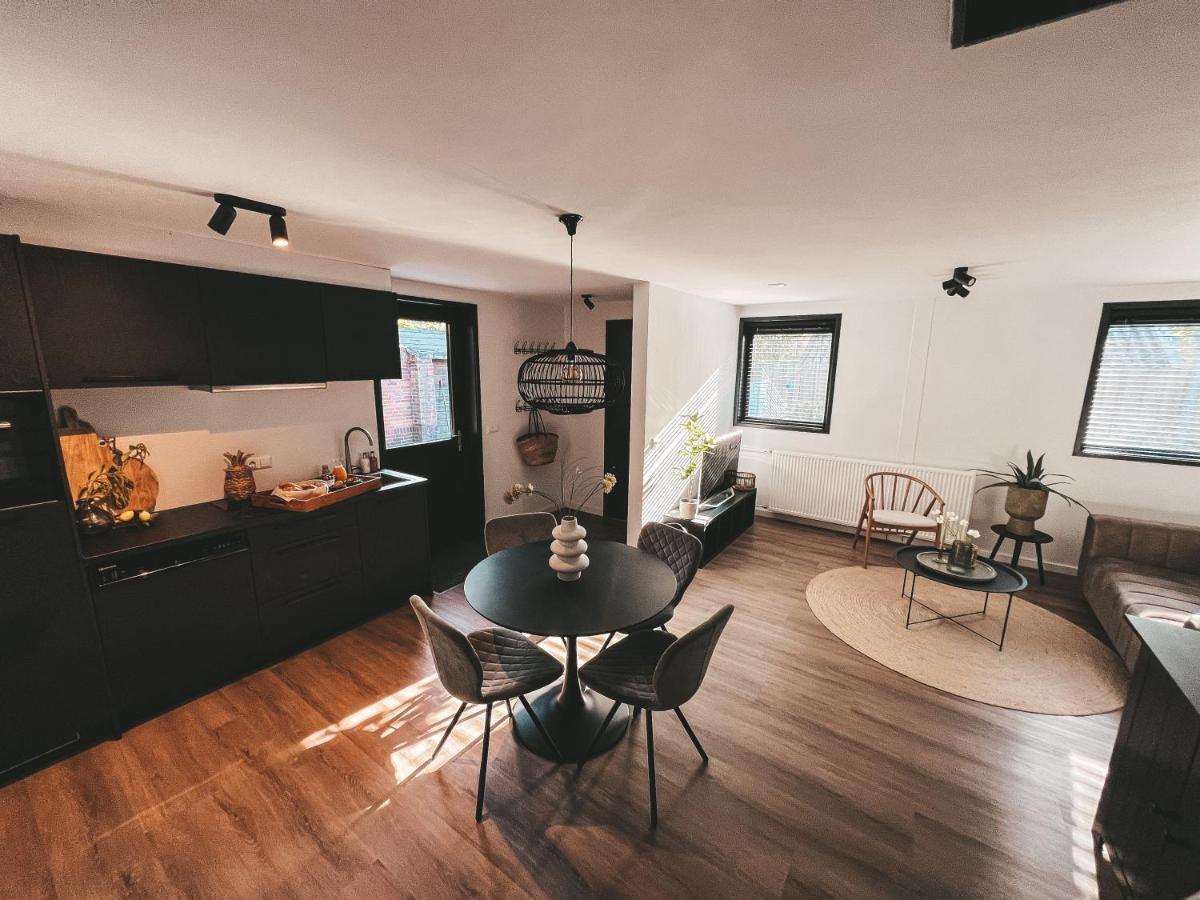 Het Amsterdamse Raadhuisje Villa Landsmeer Buitenkant foto